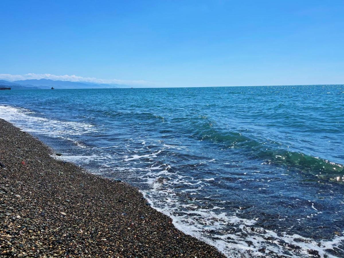 Chveni Ezo Boutique Hotel Kobuleti Luaran gambar