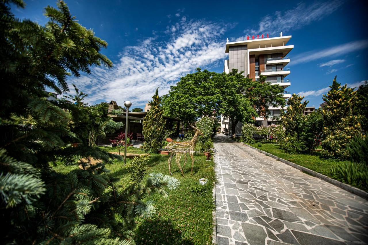 Chveni Ezo Boutique Hotel Kobuleti Luaran gambar